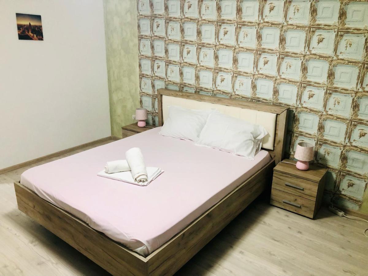 Central Park - Big Apartment - 3 Rooms - Free Parking T5 Timisoara Esterno foto