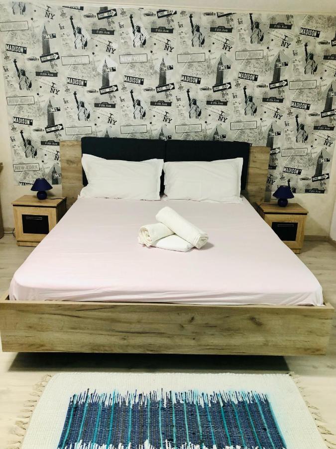 Central Park - Big Apartment - 3 Rooms - Free Parking T5 Timisoara Esterno foto