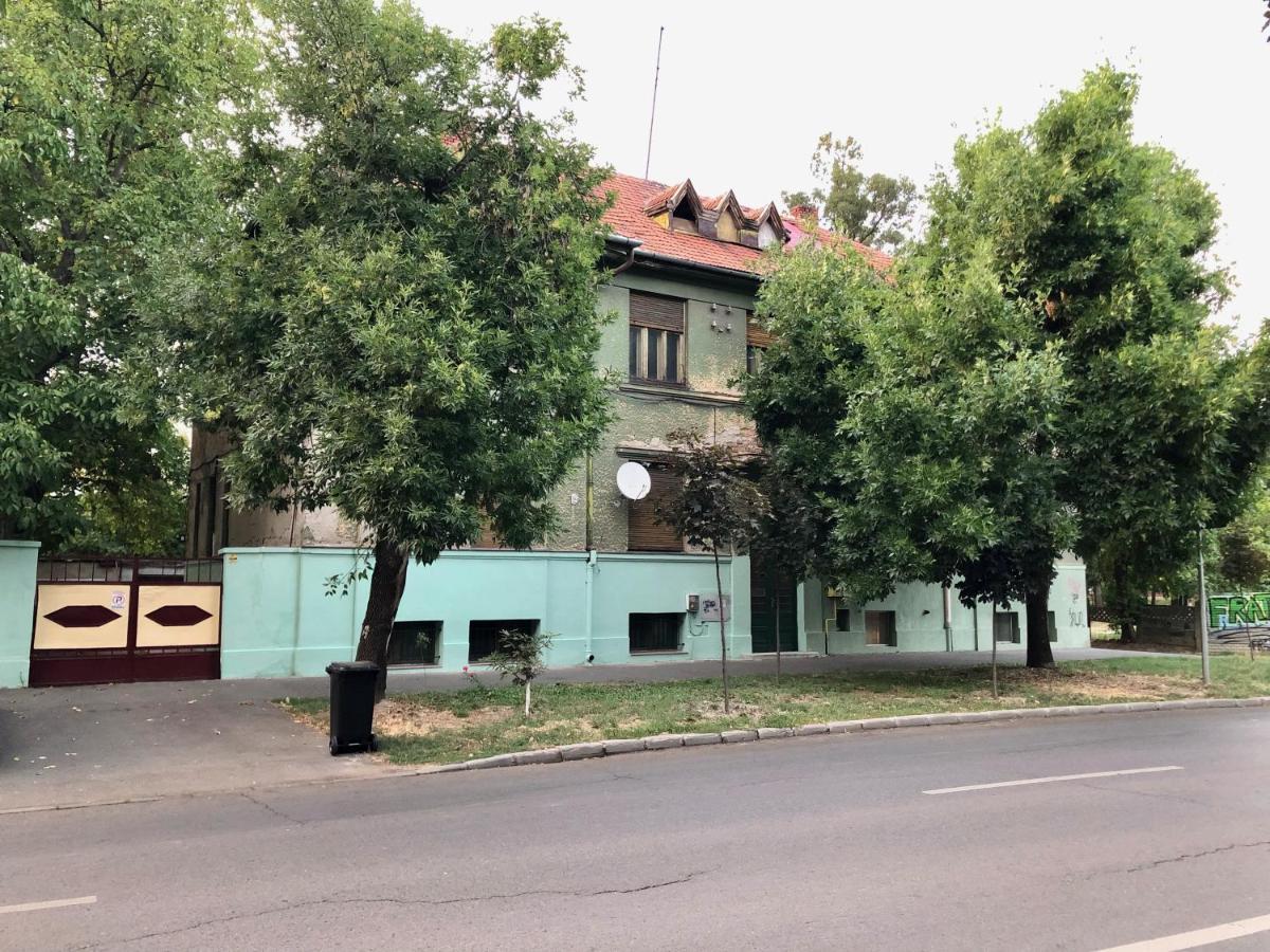 Central Park - Big Apartment - 3 Rooms - Free Parking T5 Timisoara Esterno foto